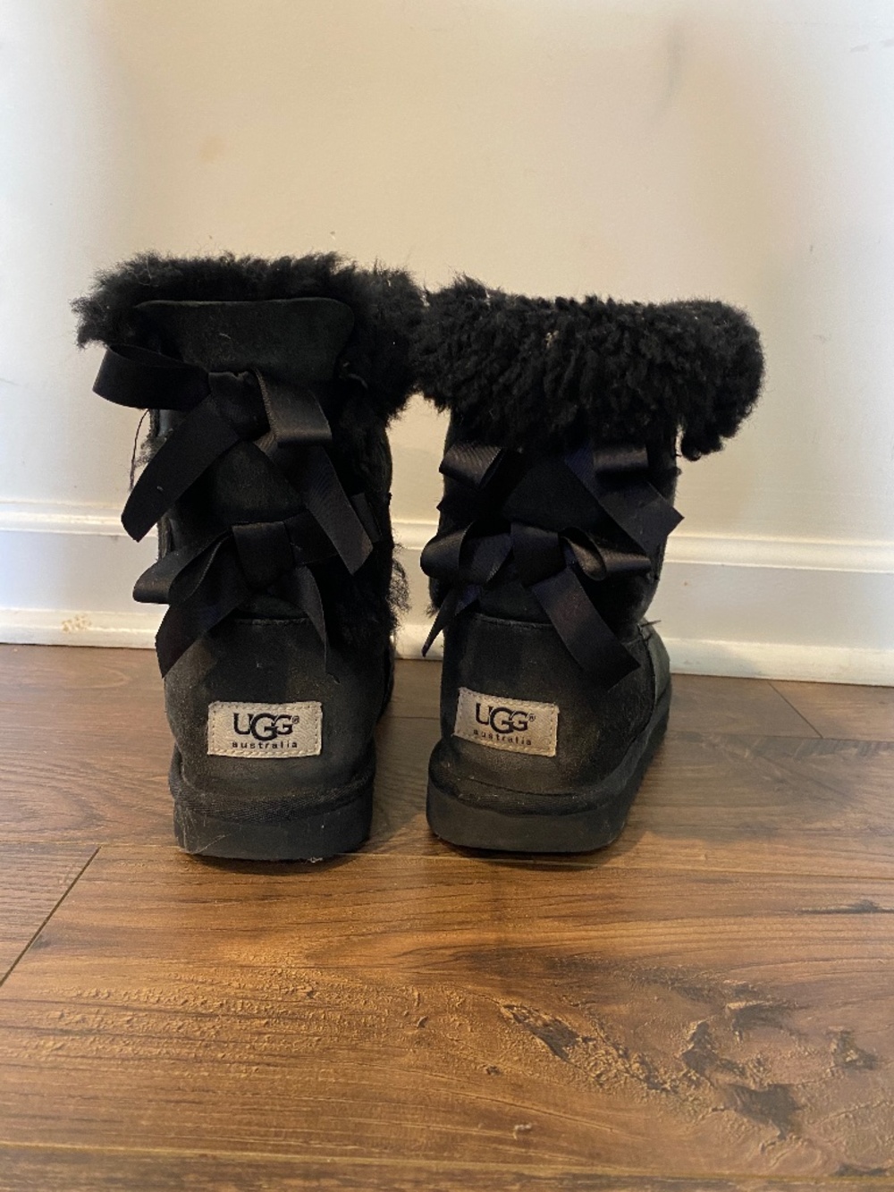 Ugg boots with bows size kids 4 women’s 6